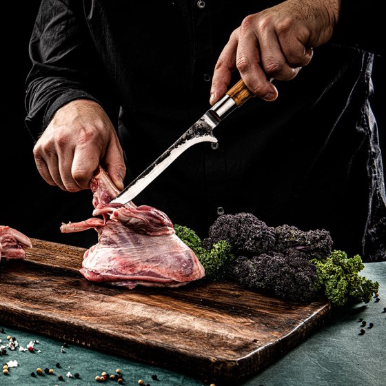 015-62509-laguiole-knife-boning-forged-olive-wood-15cm_02