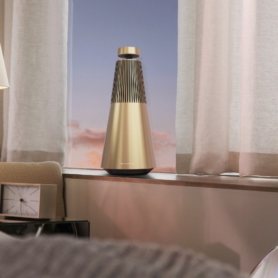 Beosound_2-Gld6__94745