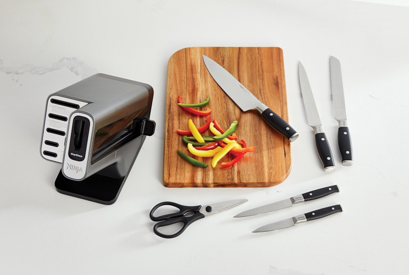 K32006EU_6-Piece-Knife-Block_Peppers_RT_RGB-scaled
