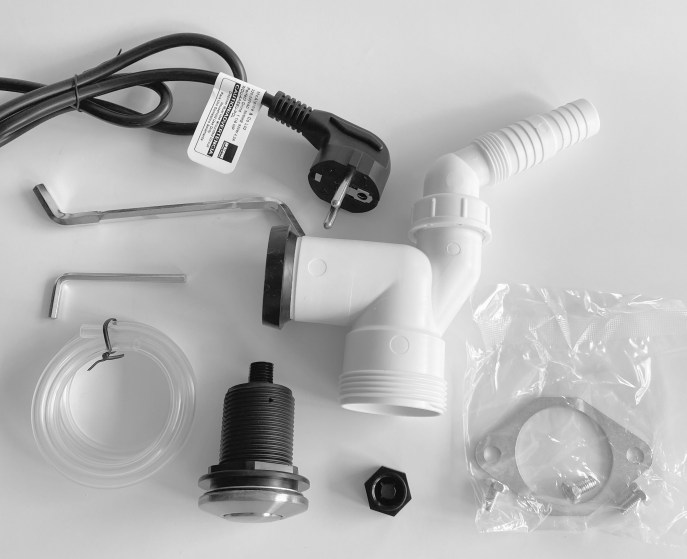 NAVARA53761d_7082_1670230541