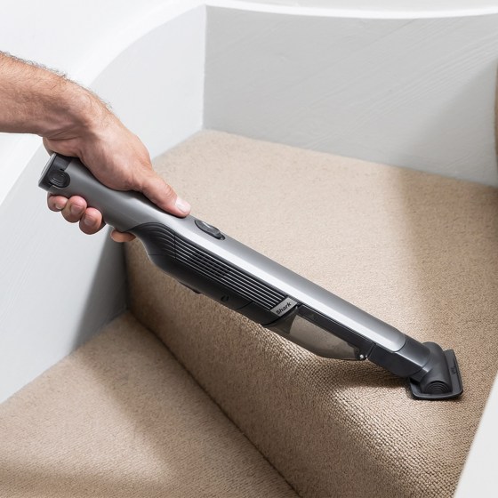 Shark-Handheld-WV251EU-Stairs-2-scaled