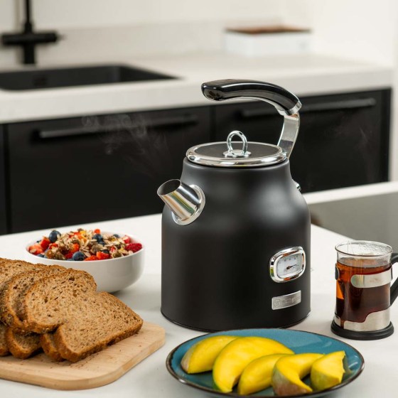 WKWK148BK-Retro-Kettle-7