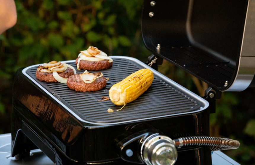 campingaz-attitude-2go_cv_barbecue_grill_2000036952_gal09